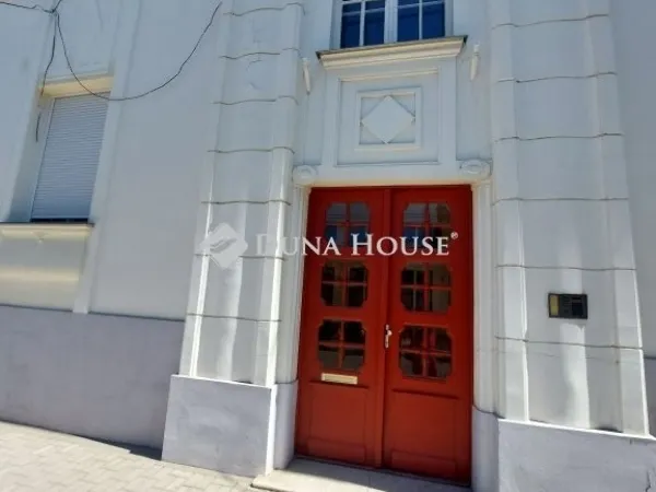 Eladó lakás Baja 50 nm