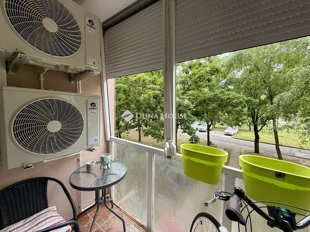 Eladó lakás Paks 54 nm