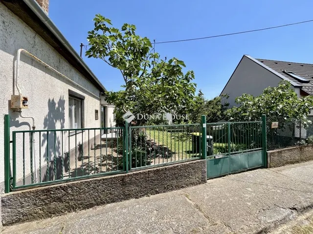 Eladó ház Paks 90 nm