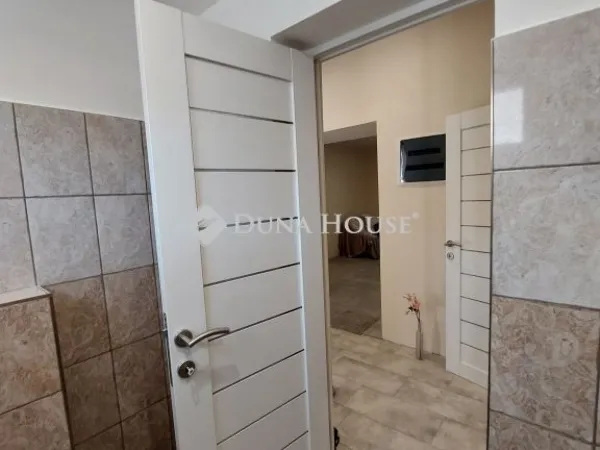 Eladó lakás Baja 62 nm