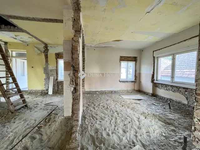 Eladó ház Paks 110 nm