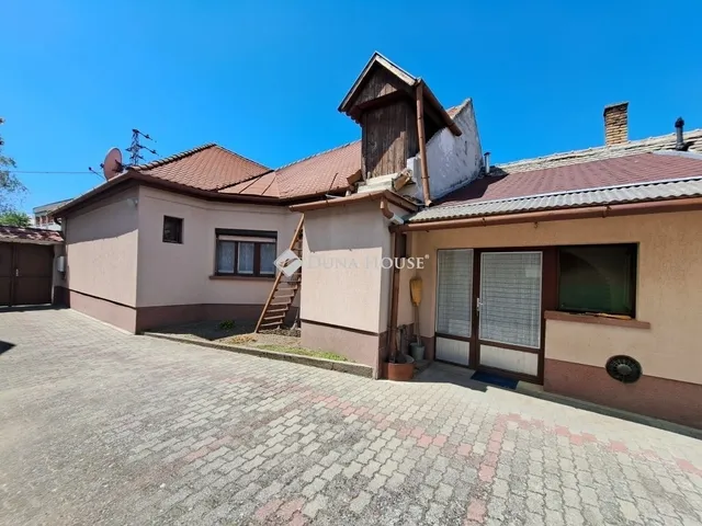 Eladó ház Baja 110 nm