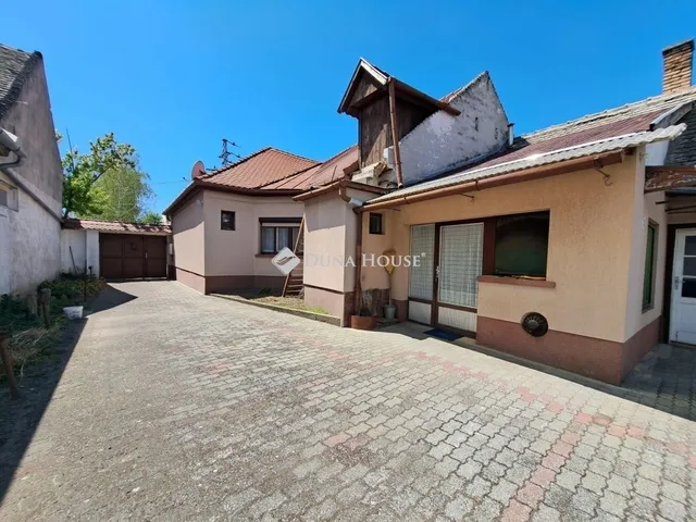 Eladó ház Baja 110 nm