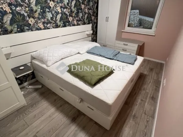 Eladó lakás Érd 71 nm