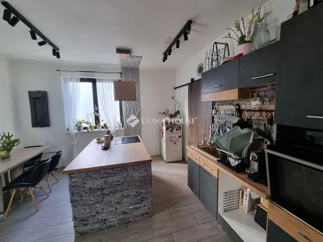 Eladó lakás Budaörs 217 nm