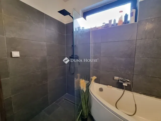 Eladó ház Budaörs 217 nm