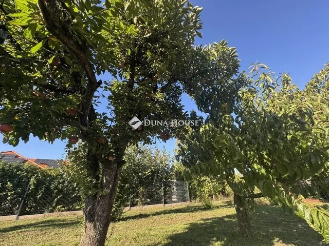 Eladó telek Felcsút 1017 nm