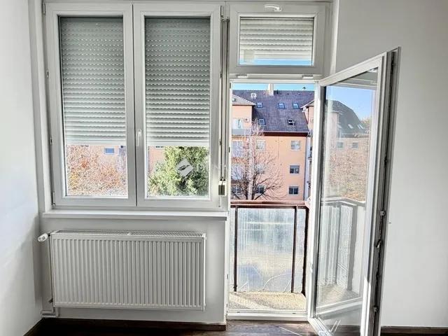 Eladó lakás Tököl 54 nm