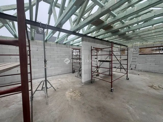 Eladó lakás Bicske 92 nm