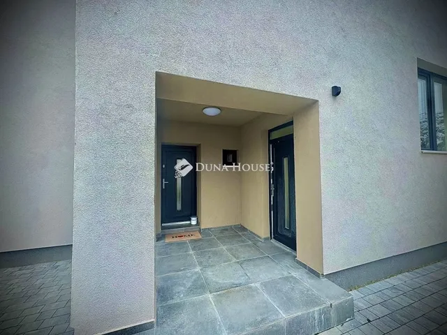 Eladó ház Budapest XVIII. kerület 140 nm