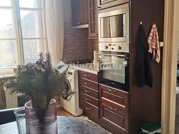 Eladó lakás Szeged 121 nm