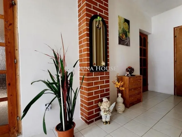 Eladó ház Kiskunlacháza 245 nm