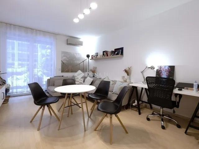 Eladó lakás Budapest VIII. kerület 76 nm