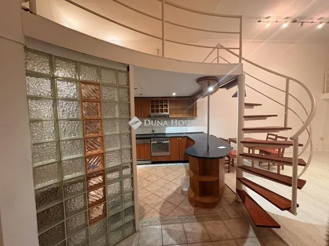 Eladó lakás Budapest VI. kerület 58 nm