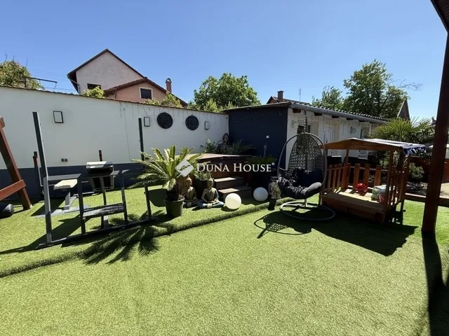 Eladó ház Érd 165 nm