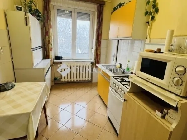 Eladó lakás Dunaújváros 52 nm