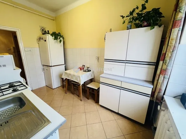 Eladó lakás Dunaújváros 52 nm