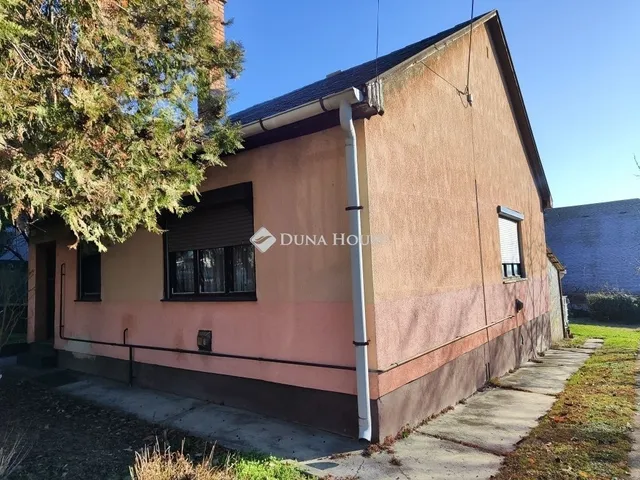 Eladó ház Érd 67 nm