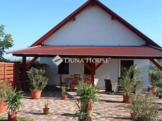 Eladó mezőgazdasági ingatlan Orosháza 169 nm