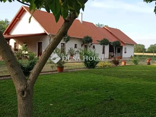 Eladó mezőgazdasági ingatlan Orosháza 170 nm