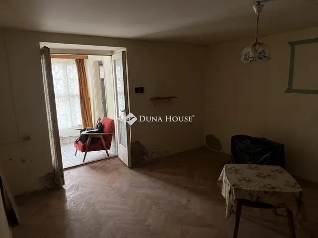 Eladó lakás Szeged 30 nm