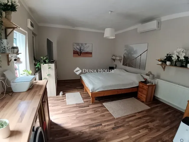 Eladó ház Felcsút 165 nm