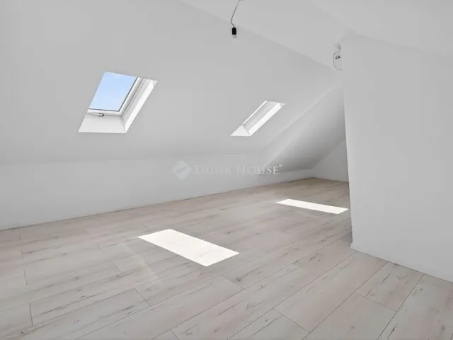 Eladó ház Budakeszi 159 nm