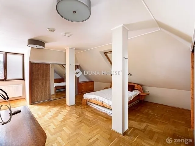 Eladó ház Budapest XI. kerület 340 nm
