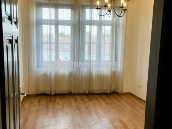 Eladó lakás Székesfehérvár 146 nm