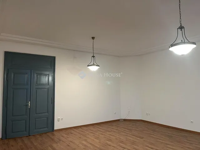 Eladó lakás Székesfehérvár 146 nm