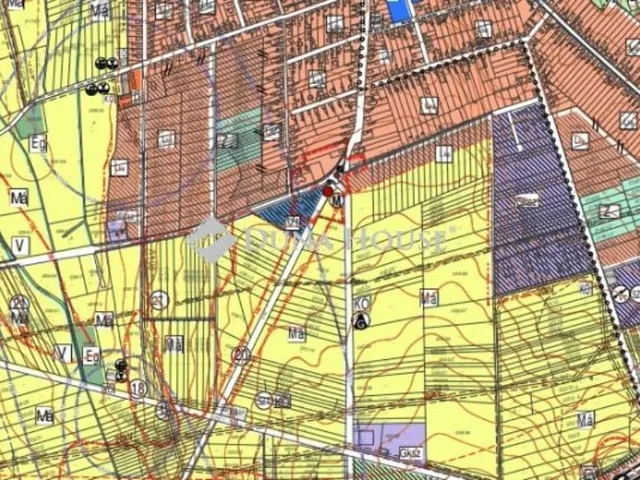 Eladó mezőgazdasági ingatlan Balatonlelle 1105 nm