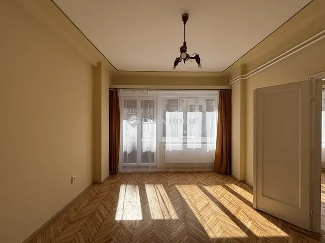 Eladó lakás Budapest II. kerület 80 nm