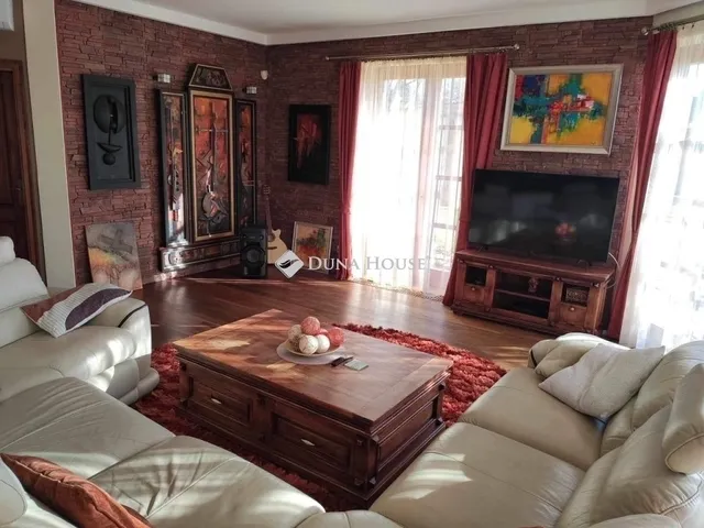 Eladó ház Halásztelek 192 nm