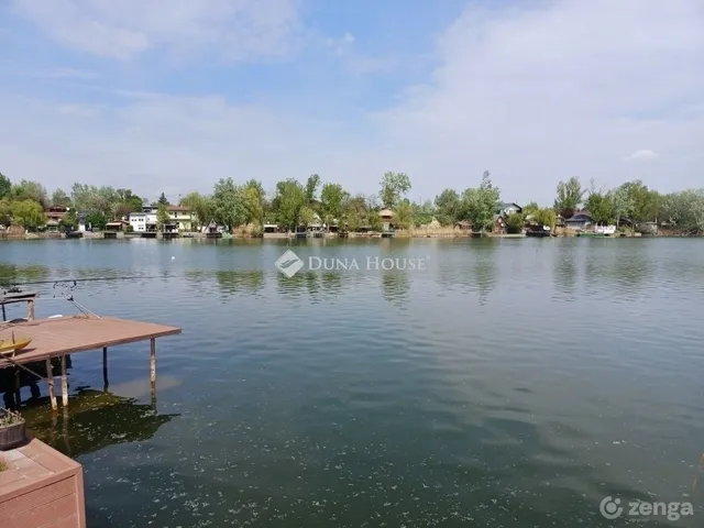 Eladó nyaraló Szigetszentmiklós 70 nm