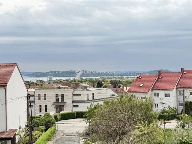 Eladó lakás Balatonfüred 175 nm