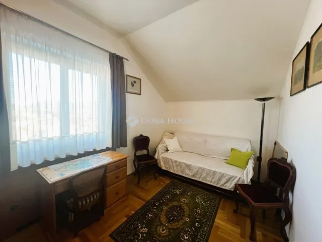Eladó ház Solymár 220 nm