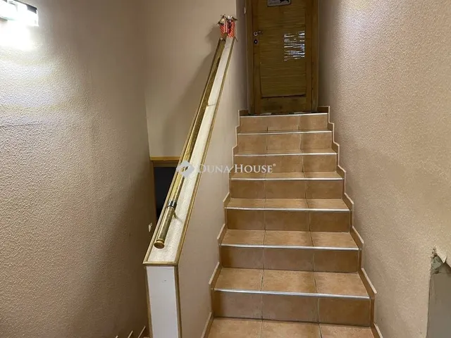 Eladó ház Százhalombatta 336 nm