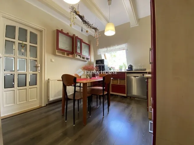 Eladó ház Veszprém 180 nm