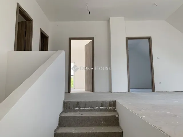 Eladó ház Százhalombatta 151 nm