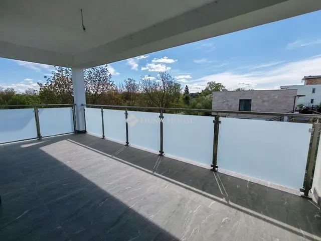 Eladó ház Siófok 291 nm