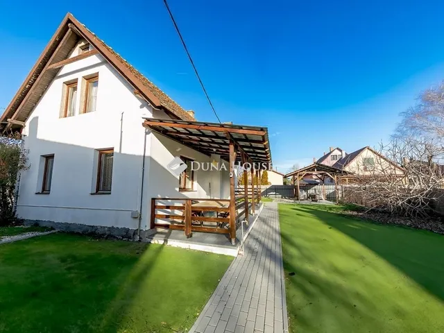 Eladó ház Siófok 215 nm