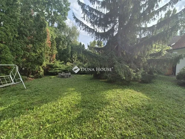 Eladó ház Siófok 225 nm