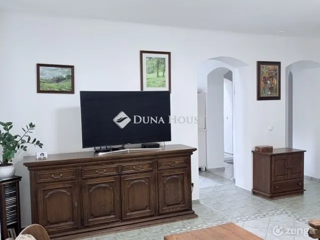 Eladó ház Érd 215 nm