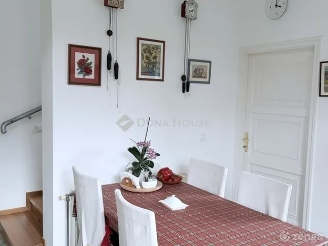 Eladó ház Érd 215 nm