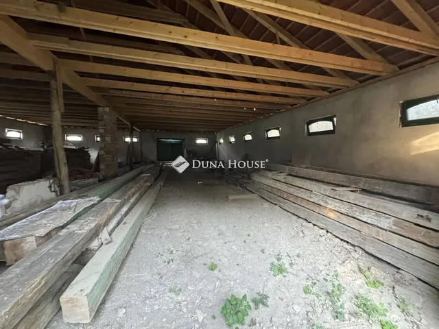 Eladó mezőgazdasági ingatlan Budakeszi 400 nm