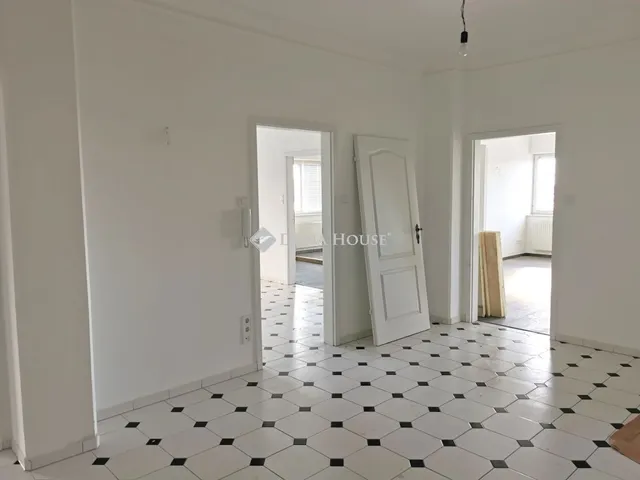 Eladó lakás Budakeszi 192 nm