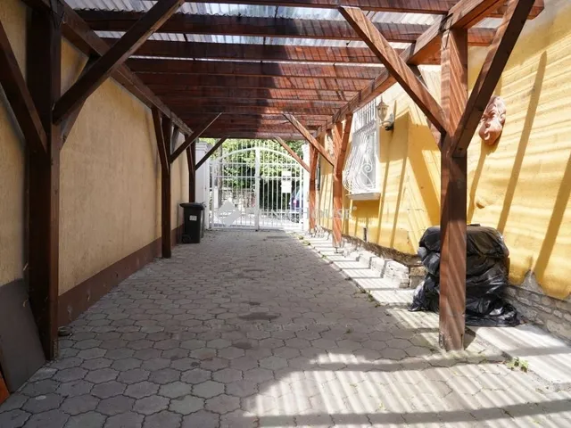 Eladó ház Veszprém 250 nm