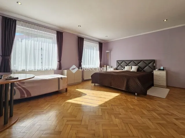 Eladó ház Balatonalmádi 229 nm