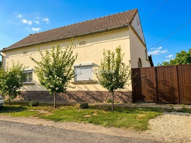 Eladó ház Székkutas 110 nm