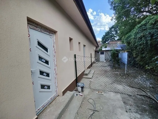 Eladó ház Budapest XVIII. kerület 42 nm